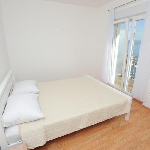 Apartmani Ivo โปดสตรานา ภายนอก รูปภาพ