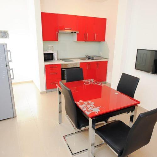 Apartmani Ivo โปดสตรานา ภายนอก รูปภาพ