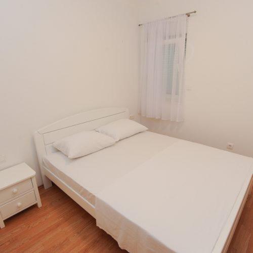Apartmani Ivo โปดสตรานา ภายนอก รูปภาพ